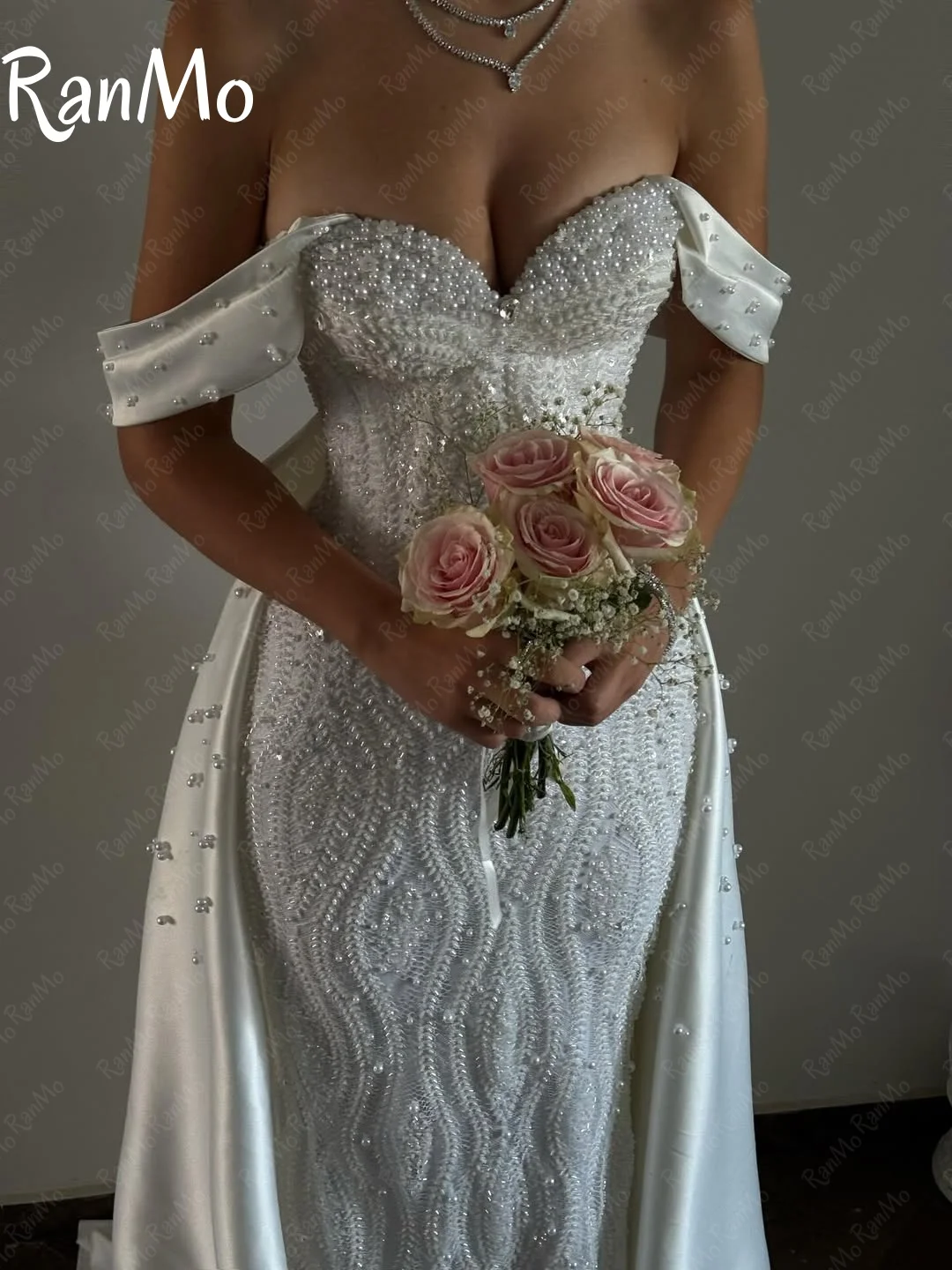 Ranmo جديد 2025 فستان زفاف فاخر على شكل قلب بدون أكتاف مطرز بفيونكة دانتيل Vestido de novia فستان زفاف لؤلؤي مشد مخصص
