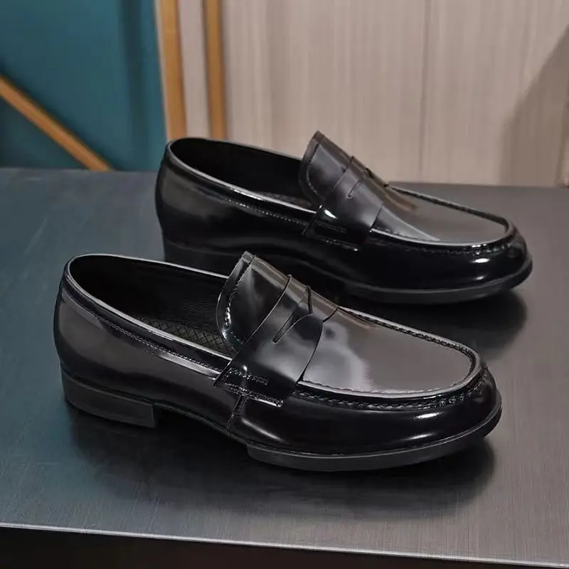 British Style Shoes for Men Genuine Leather Casual Shoes Patent Leather Business Leisure Gentleman Fashion Dress Shoes，Loafers