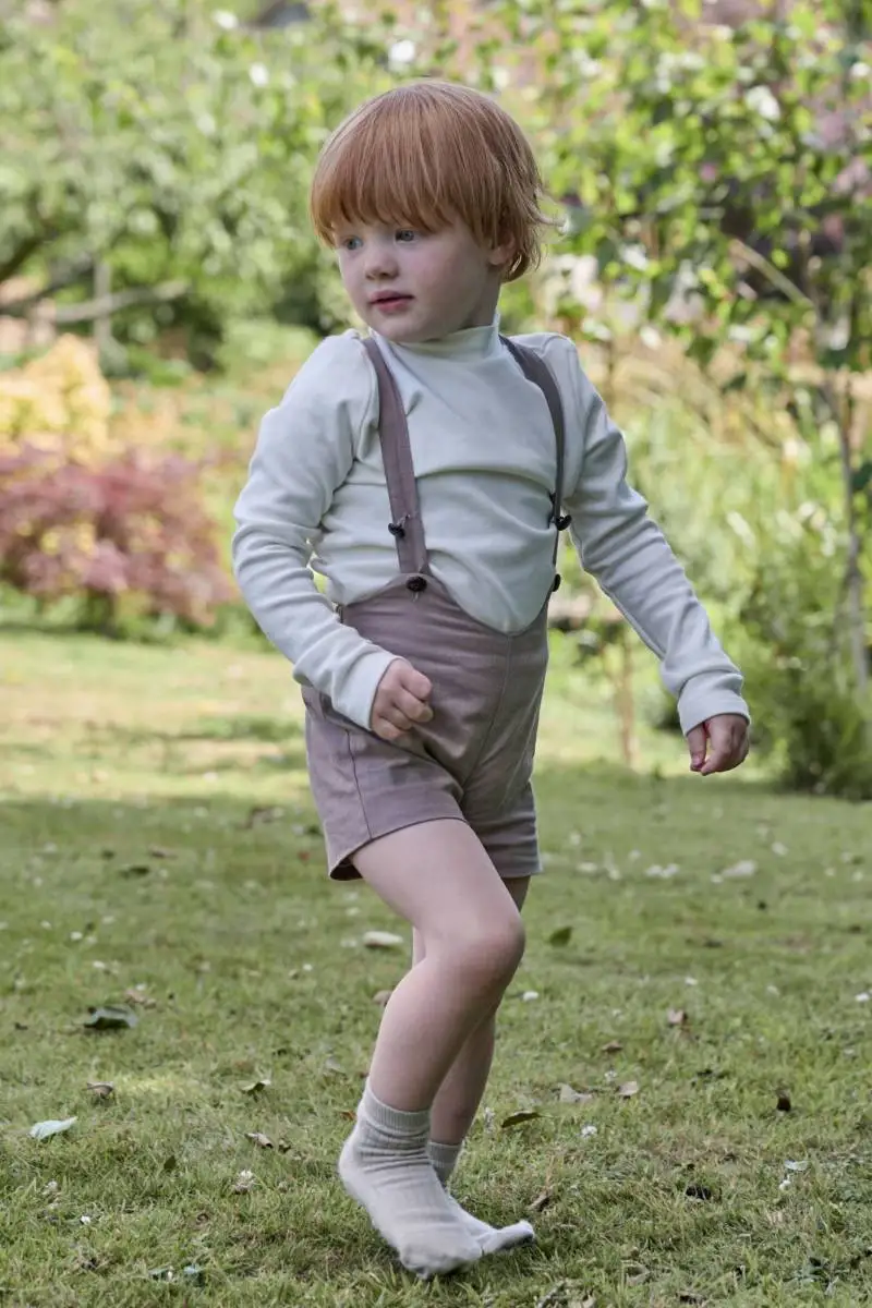 جاهز للشحن 2025 AS AW ملابس أطفال من القطن والكتان سترة Brother Sister ملابس متطابقة فستان مطرز مع ملابس من الدانتيل