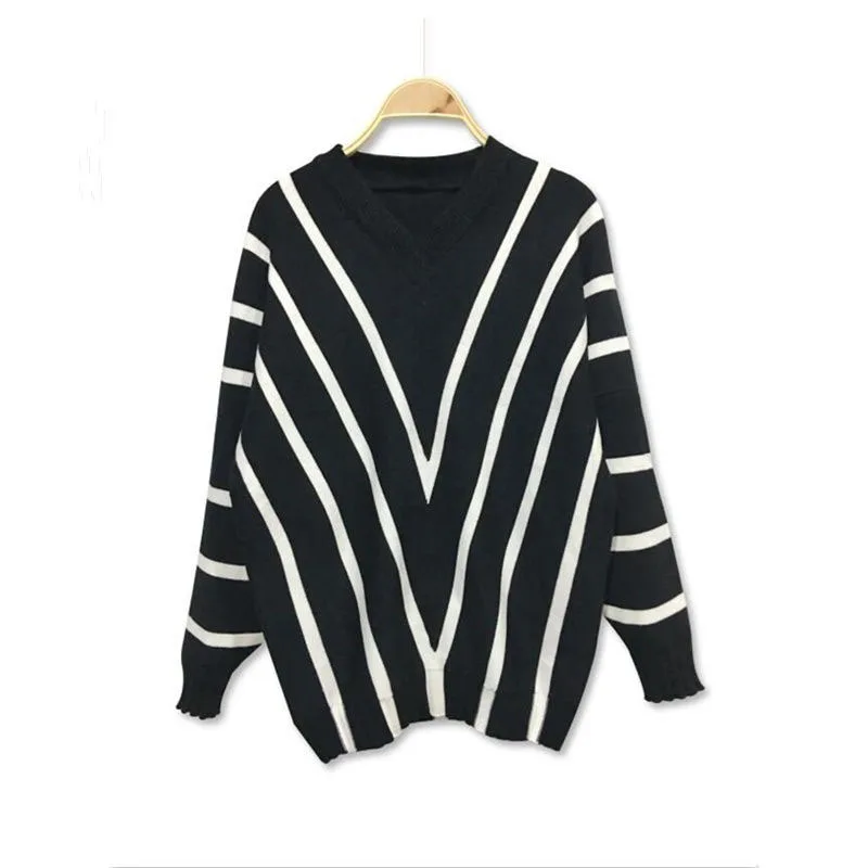 New Autumn Fashion Spliced Stripe Sweater with Sweetheart Collar Loose and Versatile Reduced Age Knitted Long Sleeve Sweater