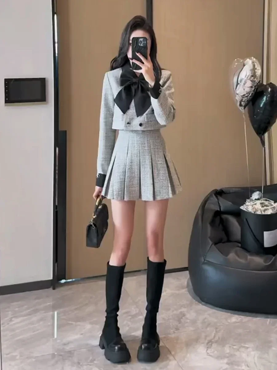 

UNXX French Elegant Two-piece Set Autumn/Winter New Ladies' Luxury Bow Woolen Top and Short Skirt Female Office Lady Clothing