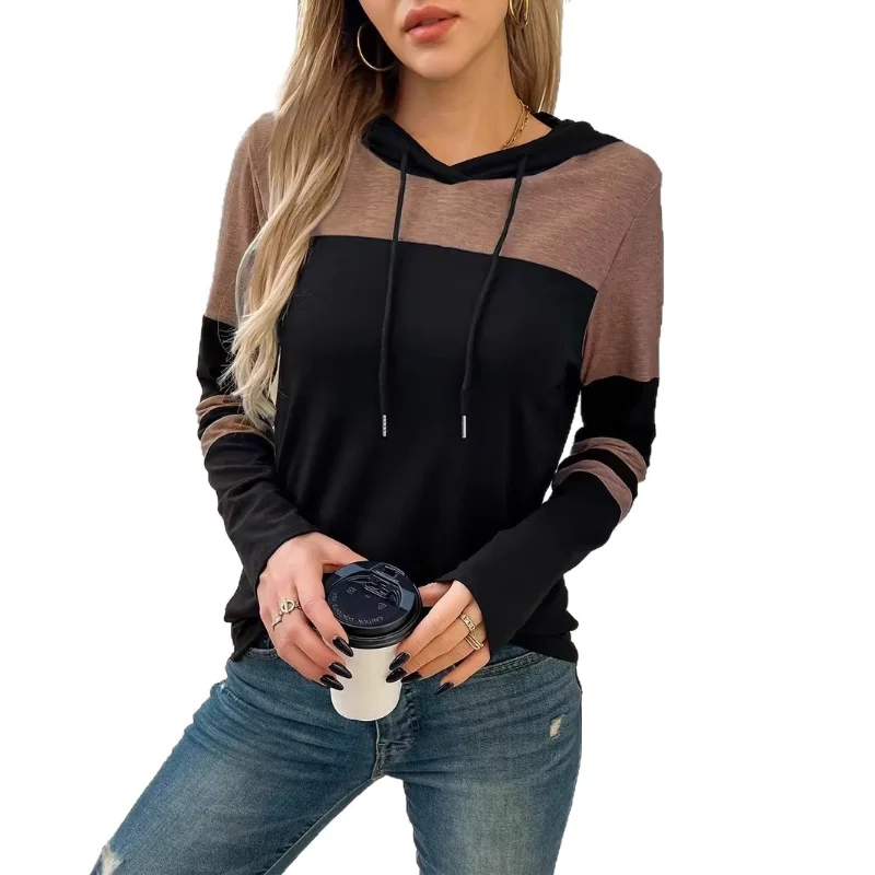เสื้อฮู้ดสไตล์ลำลองแบบใหม่สำหรับผู้หญิง ฤดูใบไม้ผลิและฤดูใบไม้ร่วง สไตล์ยุโรปและอเมริกา แฟชั่นสีสันตัดต่อแบบแพทช์เวิร์ค