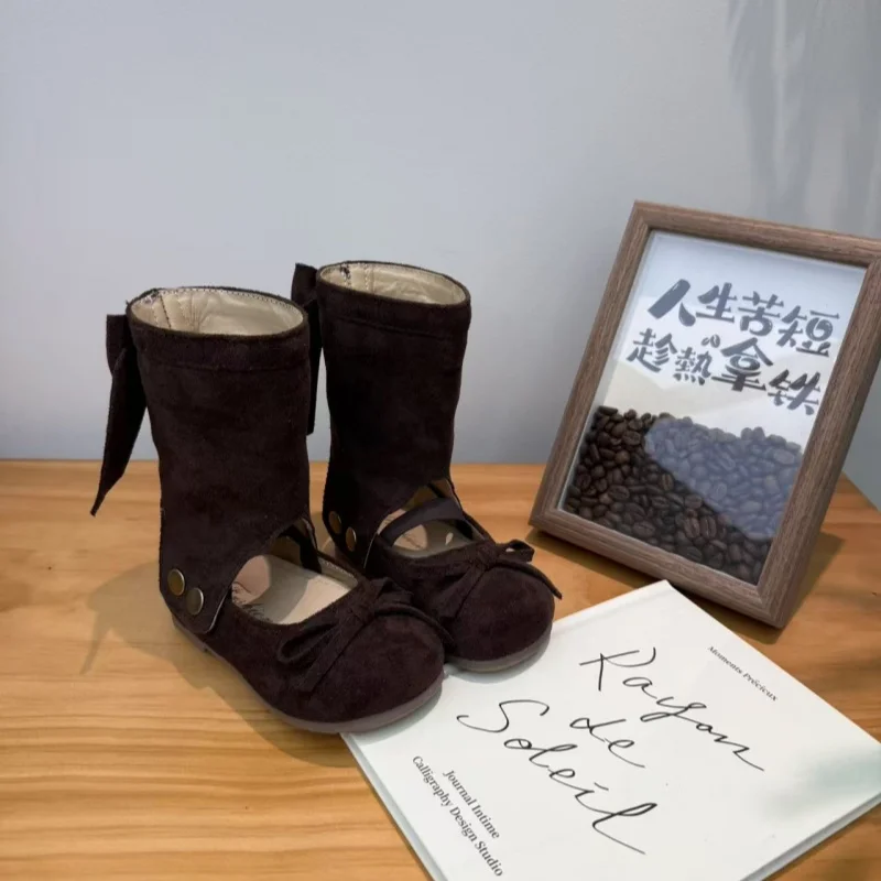 รองเท้าหนังลำลองเด็กผู้หญิงแฟชั่นสไตล์เกาหลี ฤดูใบไม้ร่วง 2025 พื้นนุ่มกันลื่น รองเท้าบูทเจ้าหญิงอเนกประสงค์