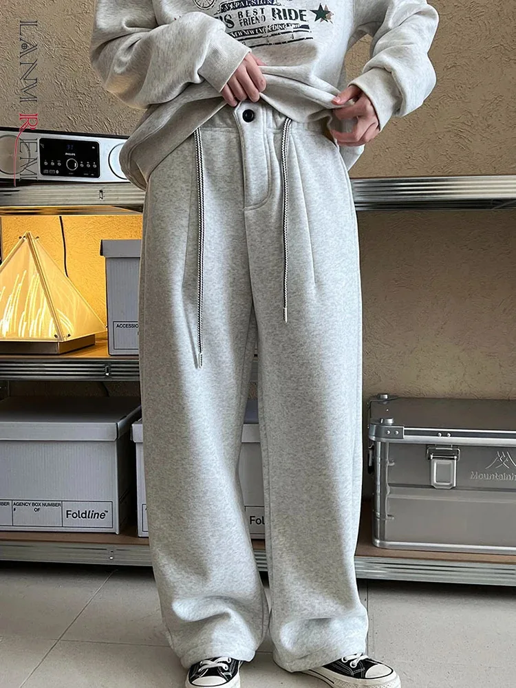 

[LANMREM] Drawstring Design Thick Warm Pants For Women Elastic High Waist Wide Leg Trousers Minimalism 2024 Winter New 26C1565