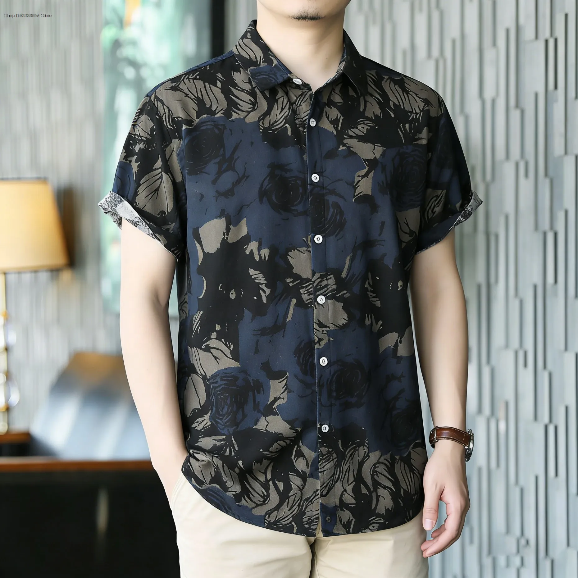 Herren Freizeithemd mit Knöpfen Vintage Rosen-Blumendruck Kurzarm Hemdkragen Sommer Business Casual Tägliche Kleidung Herren Oberteile