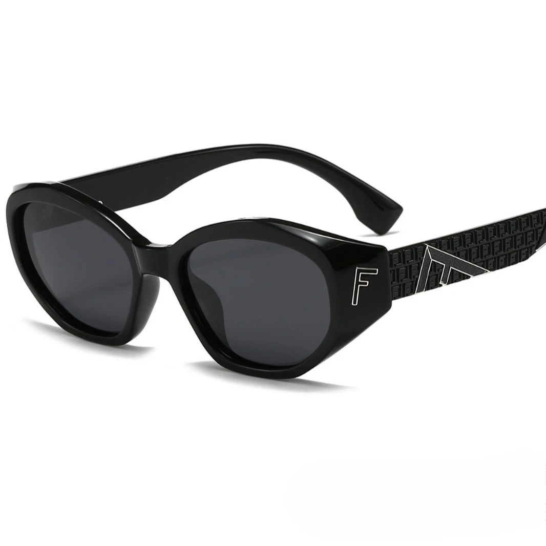 2025 جديد عين القط النظارات الشمسية المرأة على شكل قلب إطار رقيقة HD الاستقطاب UV400 حماية نظارات للقيادة ظلال الشمس العصرية