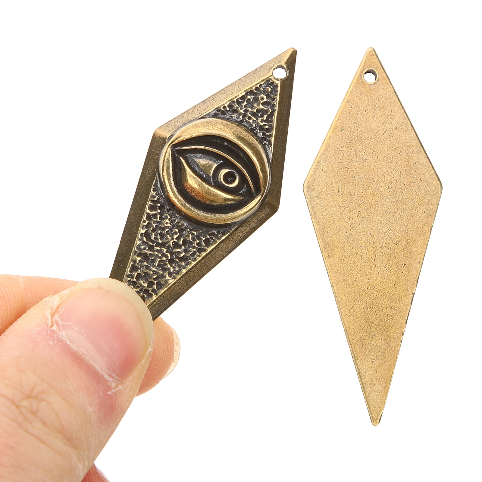 

Evil Eye Pendant Keychains Metal Charms Decor Durable Lightweight Portable Hanging Hole Bag Key Pendant naments