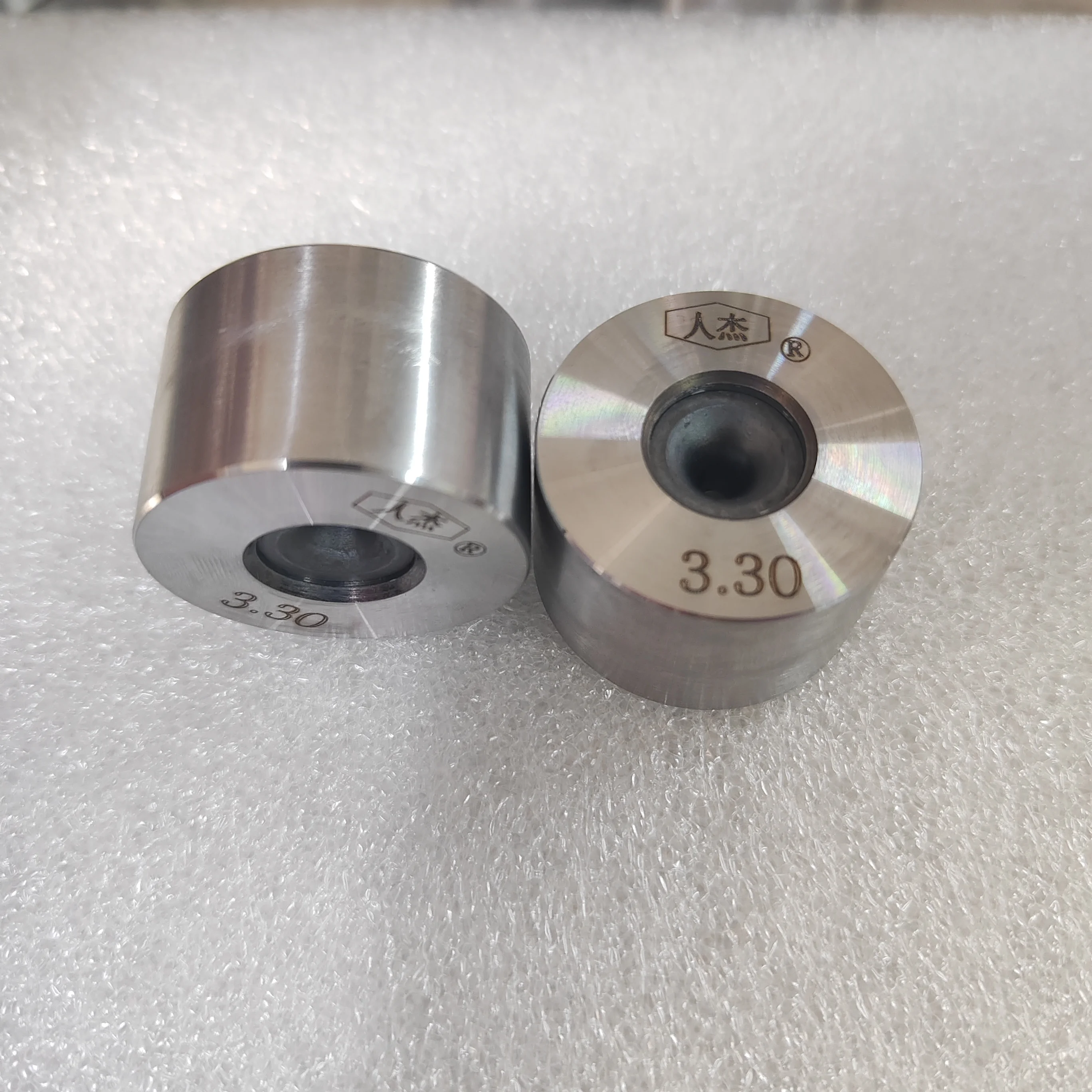 

Высококачественные матрицы для волочильных станов с нанопокрытием 2026 года от китайского поставщика