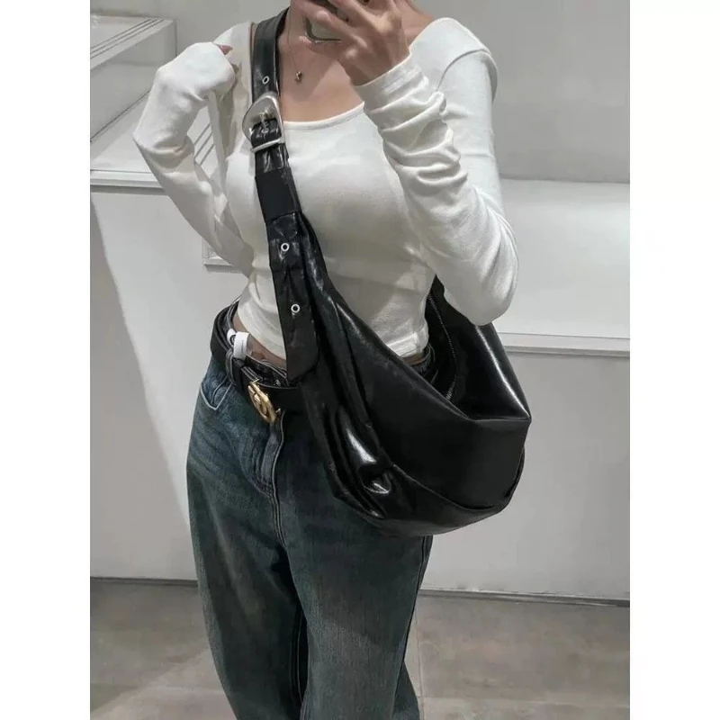 

Soft Leather Big Capacity Dumpling Crossbody Bags Women Autumn Winter Wind Solid Color Oblique Span Package Versatile Tote Bag