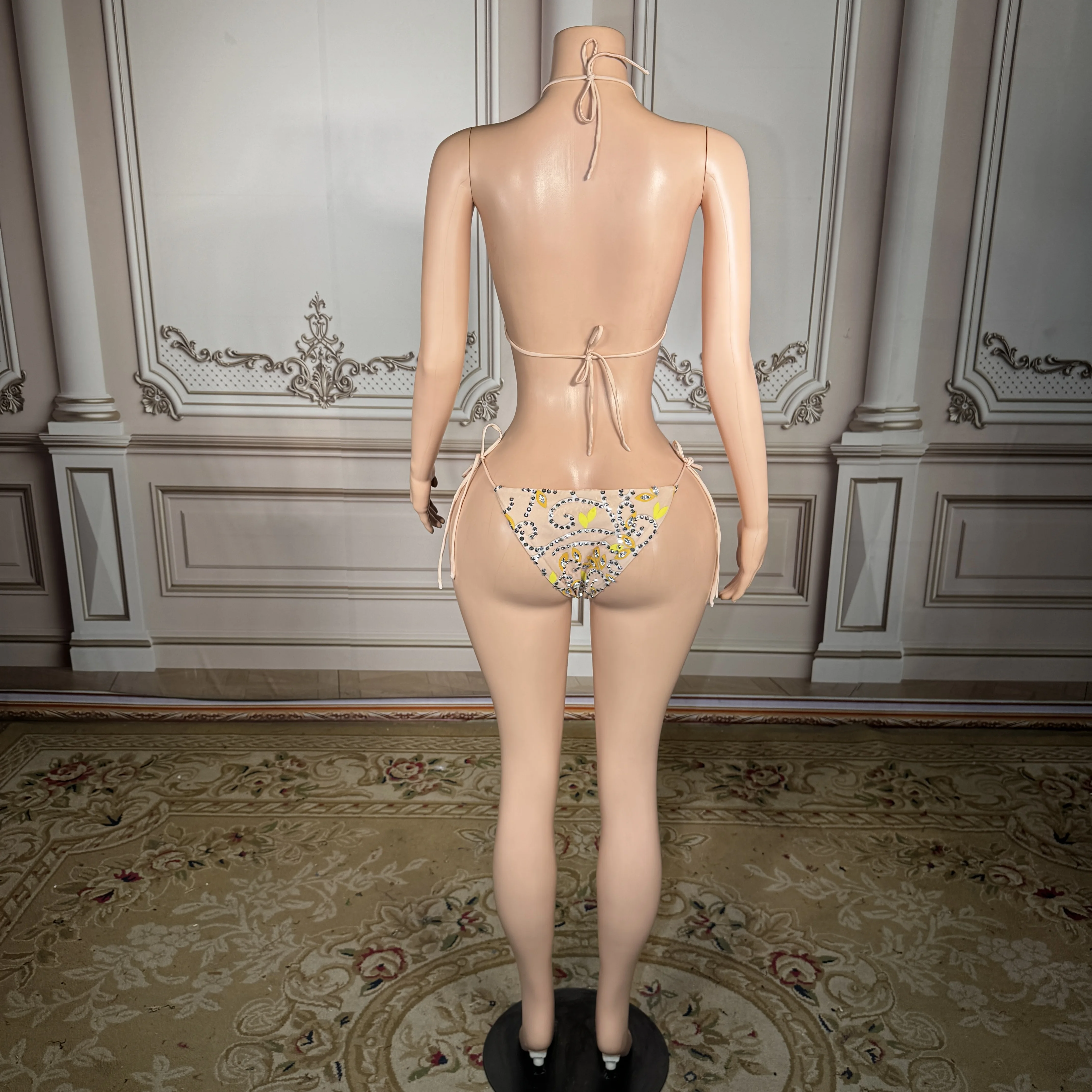 

Роскошный комплект бикини ZD со стразами, сексуальный купальник-треугольник с завязками на шее, украшенный кристаллами, раздельный купальник с завязками, блестящий.