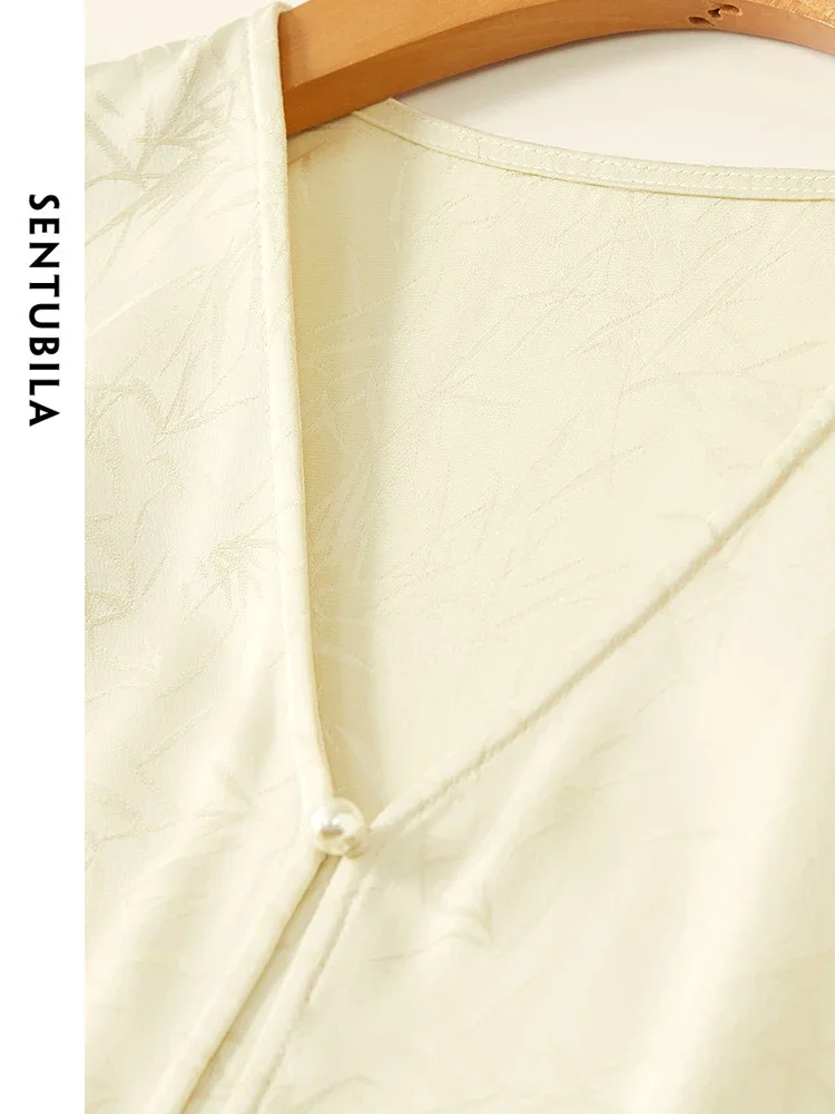 SENTUBILA ジャカード ライトアプリコット Vネックシャツ チャイナ風 2025 レースアップ 長袖 シフォンブラウス トップス レディース 141V52396