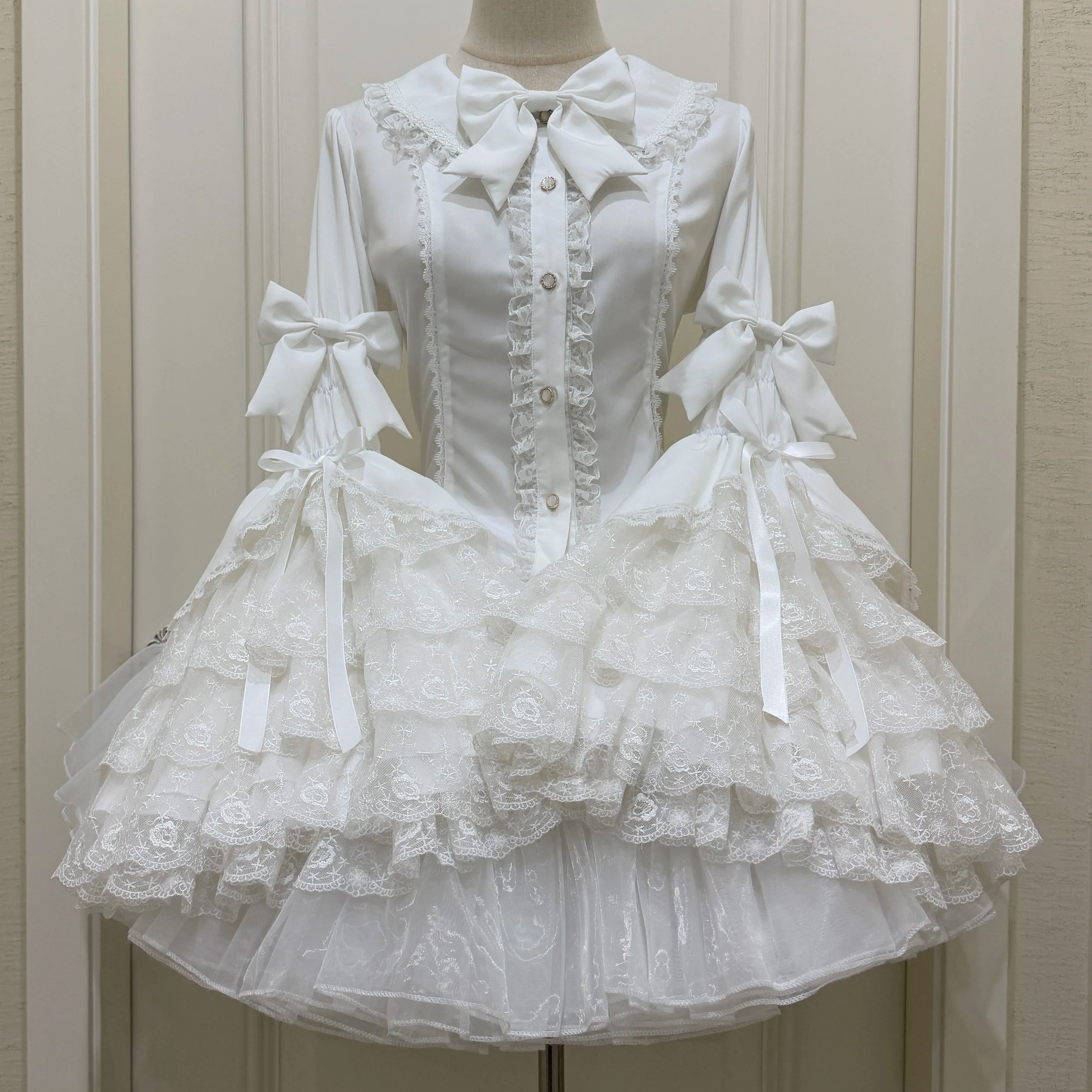 Original Elegant Retro Lolita Inner Shirt Spring Autumn Girls Women's Slim Fit Lace Long Ji Sleeve Female Heavy Industry Blouses