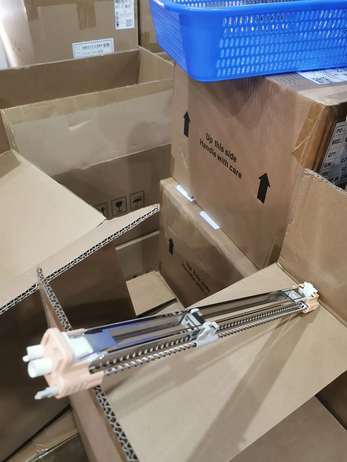 

1pcs. 013R00650 Compatible Charge Corona Unit Replacement for Xerox DC 240 250 242 252 DC240 550 560 570 C75 700 Digital Color