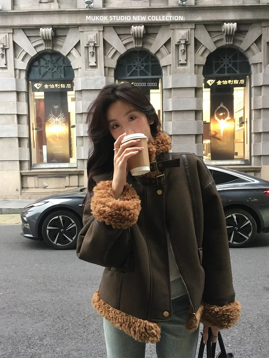 

MUKOK Women's Thiened Lamb Fur Jaet Casual Retro Sle ort Coat Polyester Fiber Zipper Closure Pure Color Environmental...