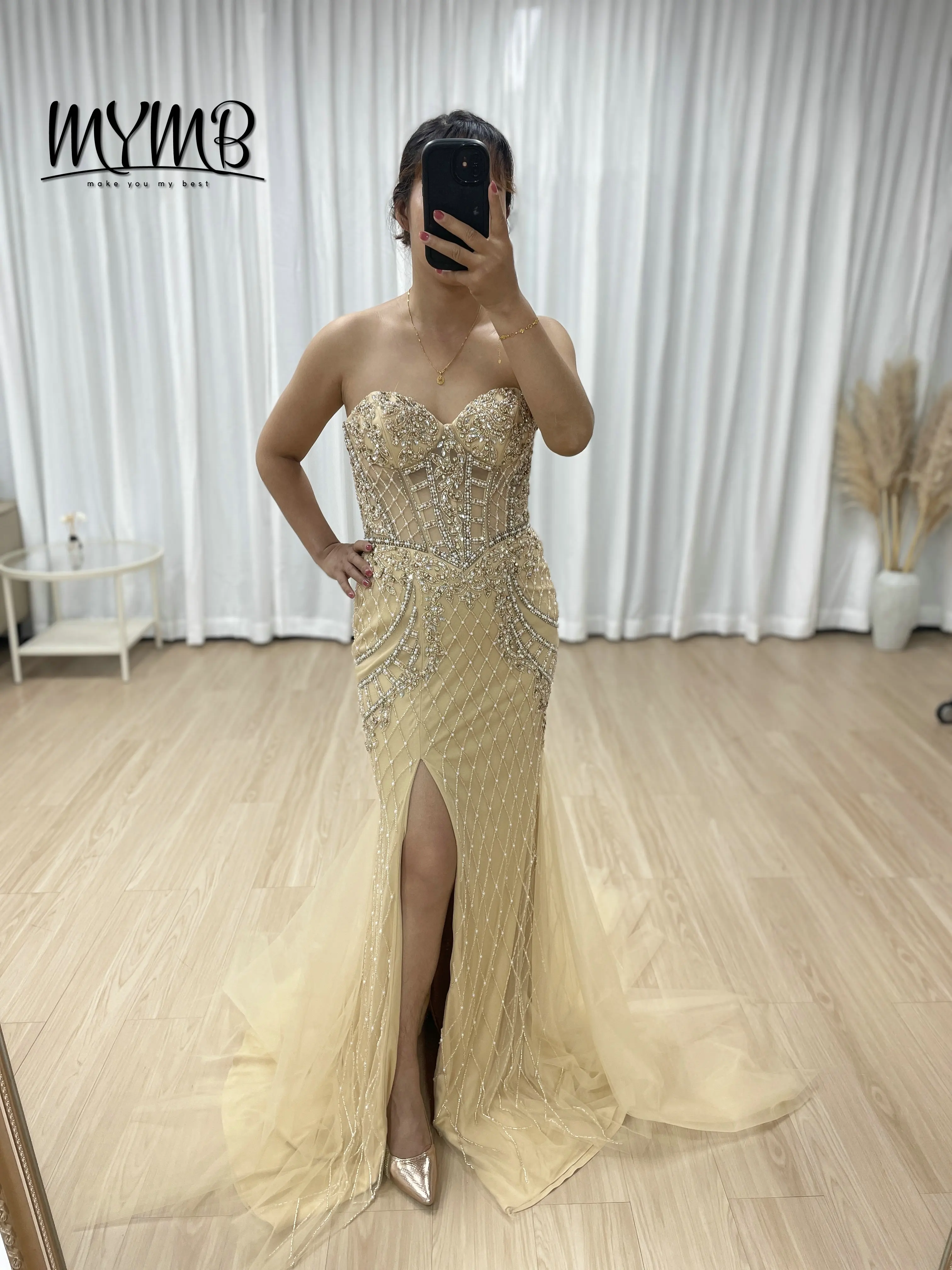 

MYMB Stunning Champagne Gold Sleeveless Evening Gown With Lattice Crystal Beading Mermaid Cut Sheer Tulle Train for Prom MB40406