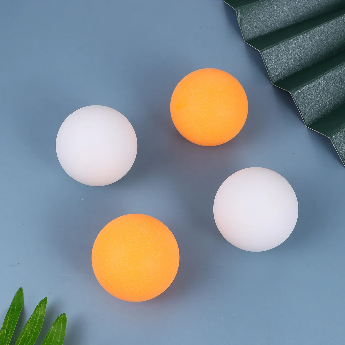 10pcs in One Suit Pong Balls Durable Table Tennis Balls for Outdoor Home Sports(5 Pieces for Each, Yellow, White)