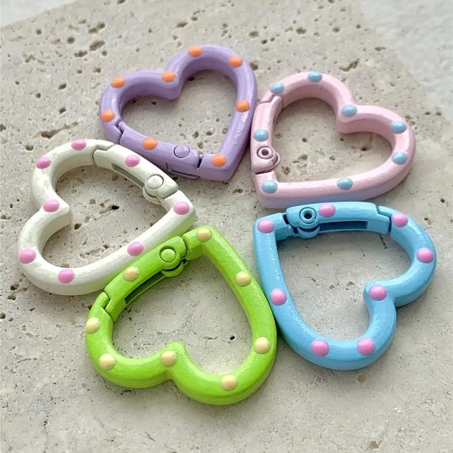 1/5/10/20/50/100pcs Random s Assorted Colors Heart-Shaped Keychains Double-Sided Painted Candy-Colored Spring Clips for Handmade