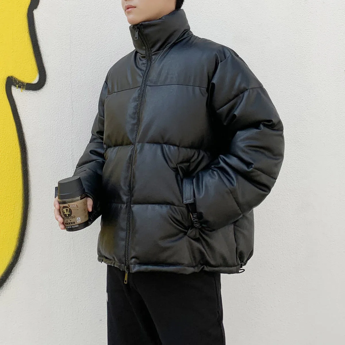 Winter Thicken Warm Windproof Faux Leather Mens Black Parkas Harajuku Fashion Oversized Cotton Padded Jackets Puffer Outerwear