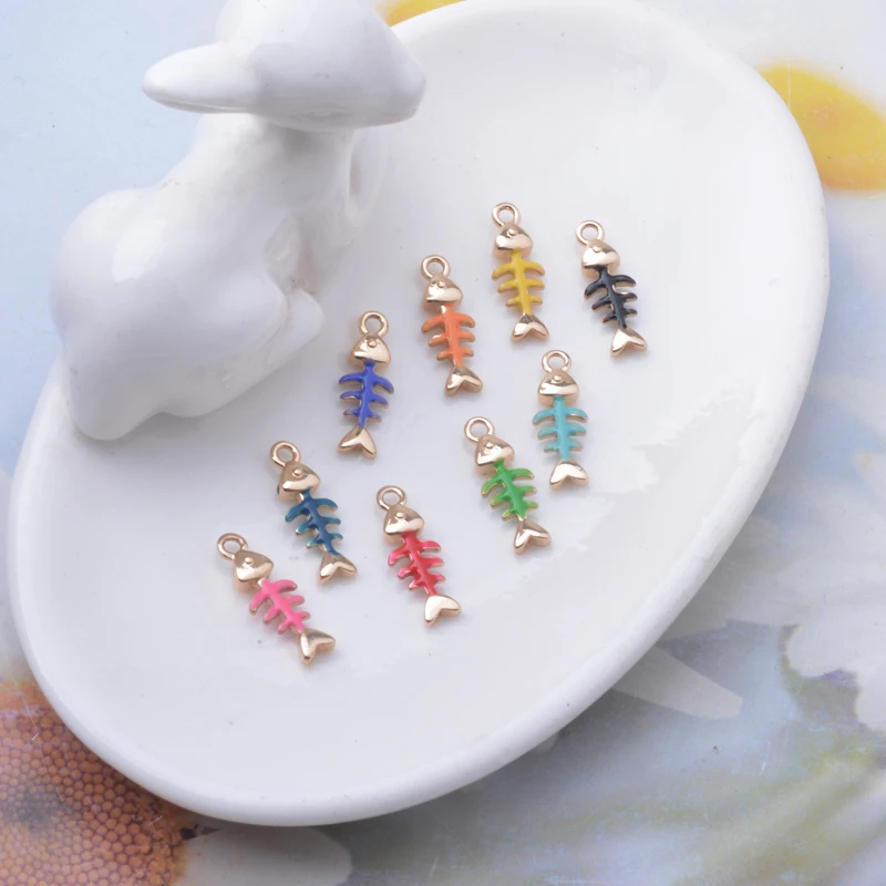 6 stücke Kupfer goldene Emaille Mini Fischgräten Charms zweiseitig tropfenden Öl Anhänger DIY Schmuck Ohrring machen – Detail 2