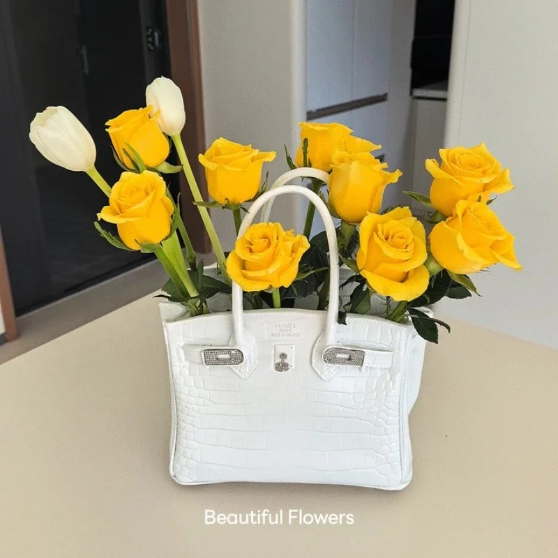 Light Luxury Platinum Resin Vase Home Decor Art Ornament Flower Arrangement Decorative for Living Room