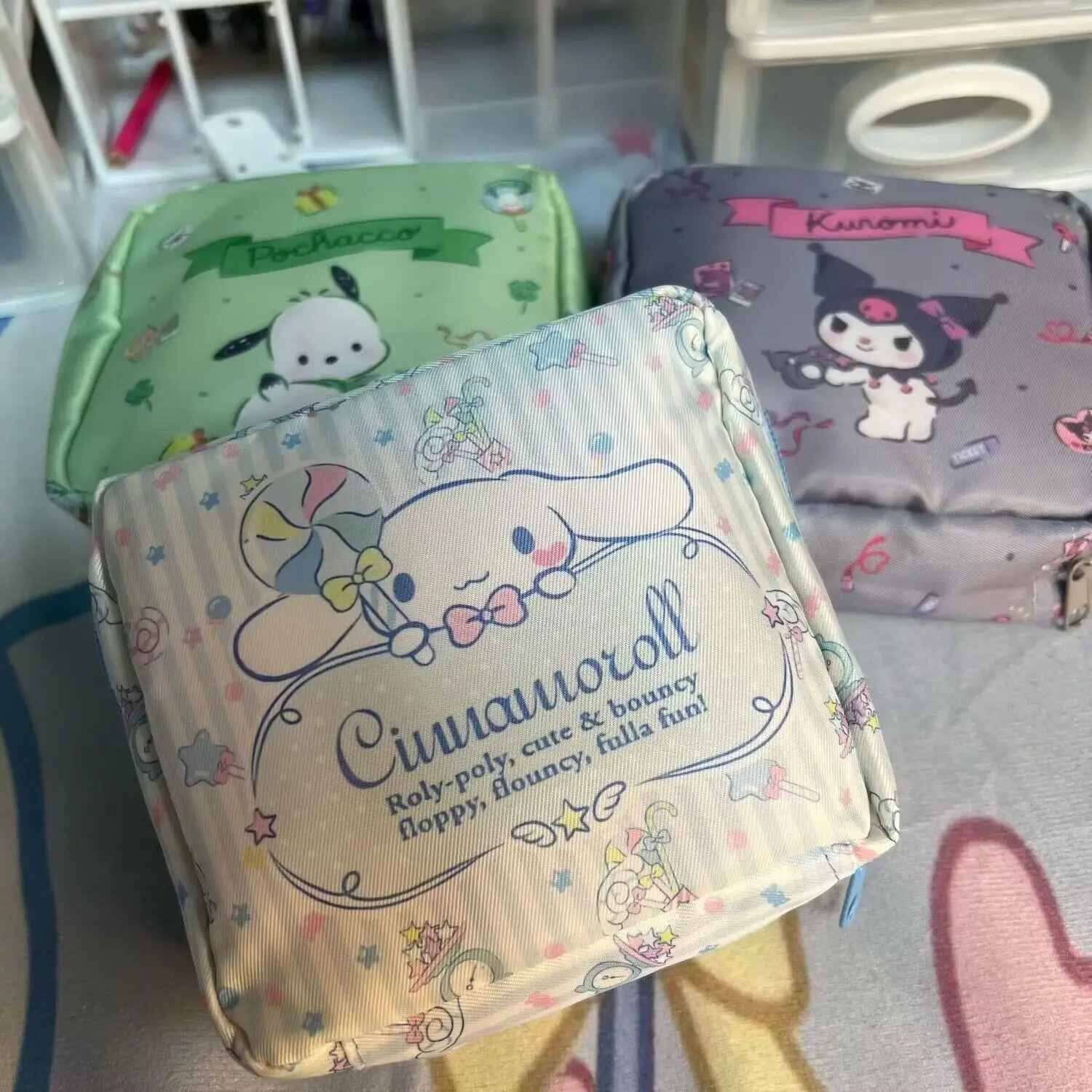 

Sanrio Pochacco Cinnamoroll Sanitary Napkin Zipper Bag Coin Purse Anime Girl Student Portable Storage Canvas Cloth Wallet Gift