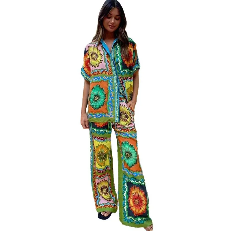 Fashion Suit Personalized Printed Short-sleeved Trousers Two-piece Set  Fashionable Vacation and Leisure Vacation Sets