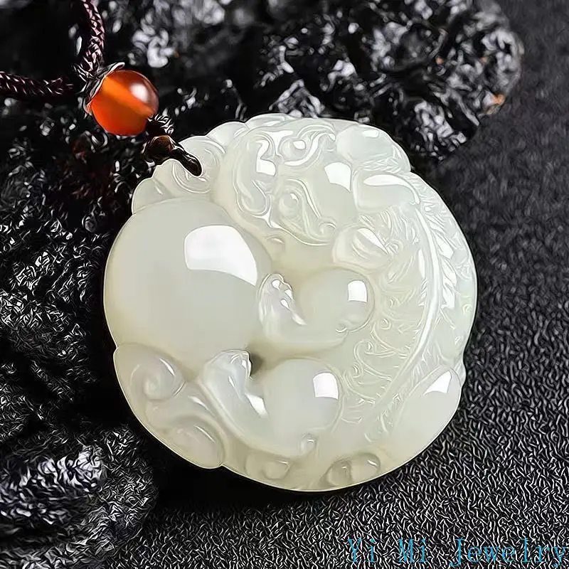 حقيقية Hetian اليشم جاسبر فنغ شوي الشجعان قلادة الرجال والنساء زوجين نماذج بحيرة الأخضر السلام زر قلادة من اليشم مجوهرات هدية