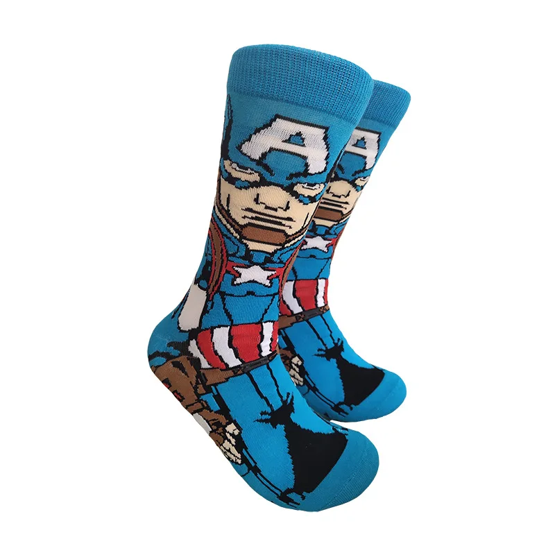 Kurze und mittellange Herrensocken mit Cartoon-Helden-Motiven, atmungsaktiv und bequem, Geschenksocken für Erwachsene. – Detail 9
