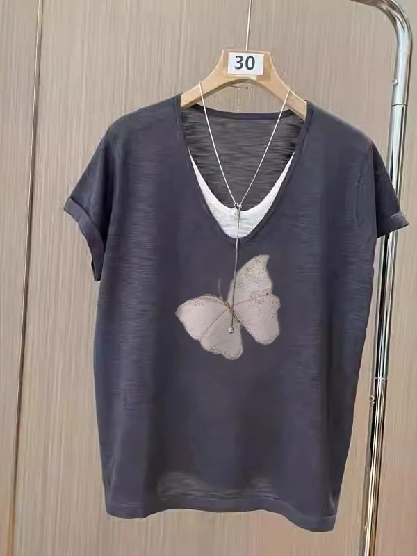 プラスサイズ V ネック半袖 T シャツカジュアル夏の新しいスタイルカバーベリートップ韓国版ルーズフィット吸湿発散性