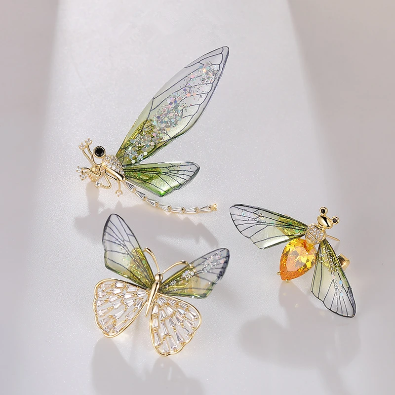 Brooch for Women Acrylic Cubic Zirconia Dragonfly Butterfly Insect Scarf Coat Decoration High Jewelry Luxury Mother's Day Gift