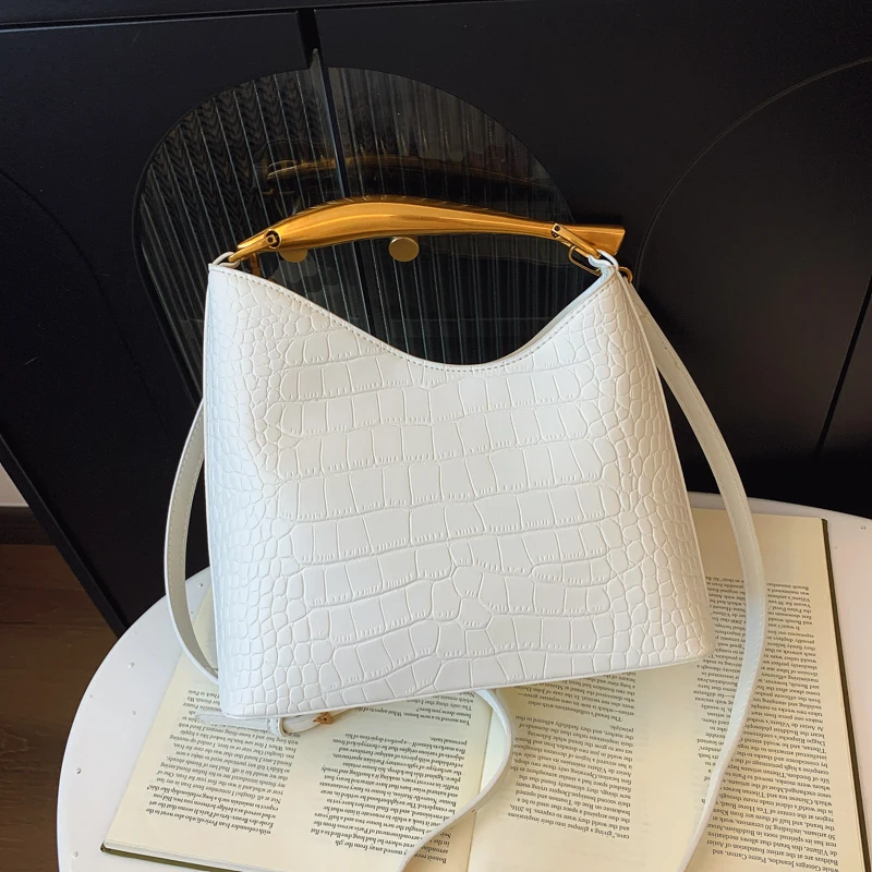 

Designer Crocodile Pattern women handbag Large Capacity Shoulder Bag for female 2025 Casual Totes Black Pu Leather Messenger Bag