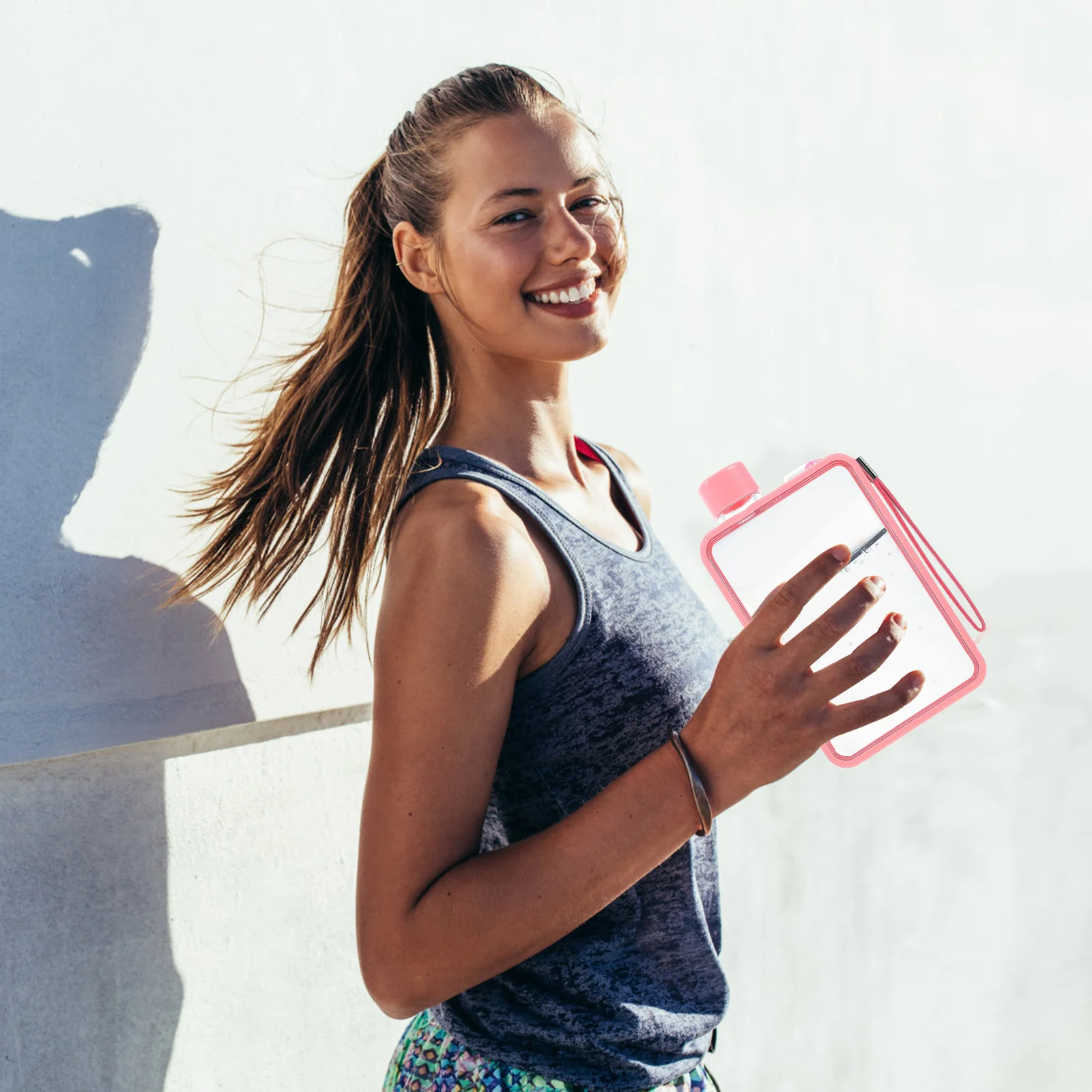 زجاجة مياه مسطحة محمولة، زجاجة رياضية احترافية مدمجة، متعددة الوظائف، ملحقات اللياقة البدنية، الجري والركض في الهواء الطلق