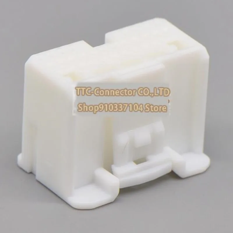 

5pcs/lot 1318758-1 Connector 100% New and Original