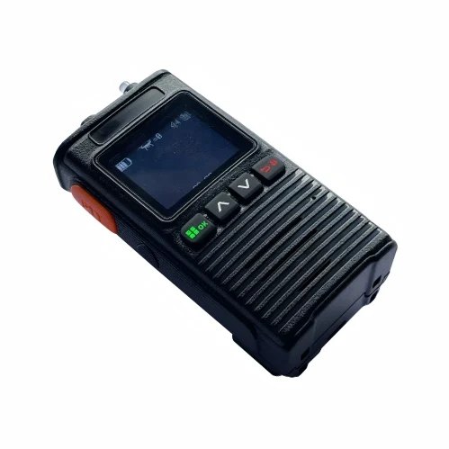 Handheld FPV UAV Detector 100MHz-8GHz 3~5km Range Drone Signal Detection Alarm System Drone Defense Drone Defense System