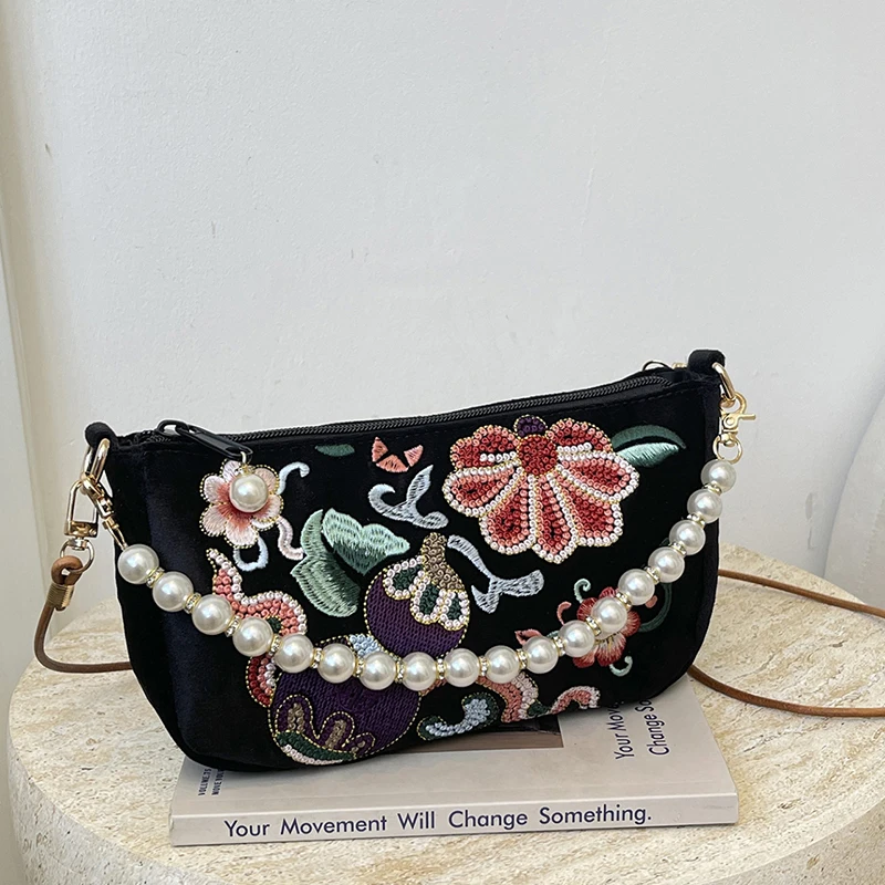 Chinesische Umhängetasche mit Blumenstickerei, Damen-Schultertasche, Handtasche mit Perlenhenkel, Vintage-Geldbörse im ethnischen Hanfu-Stil – Detail 6