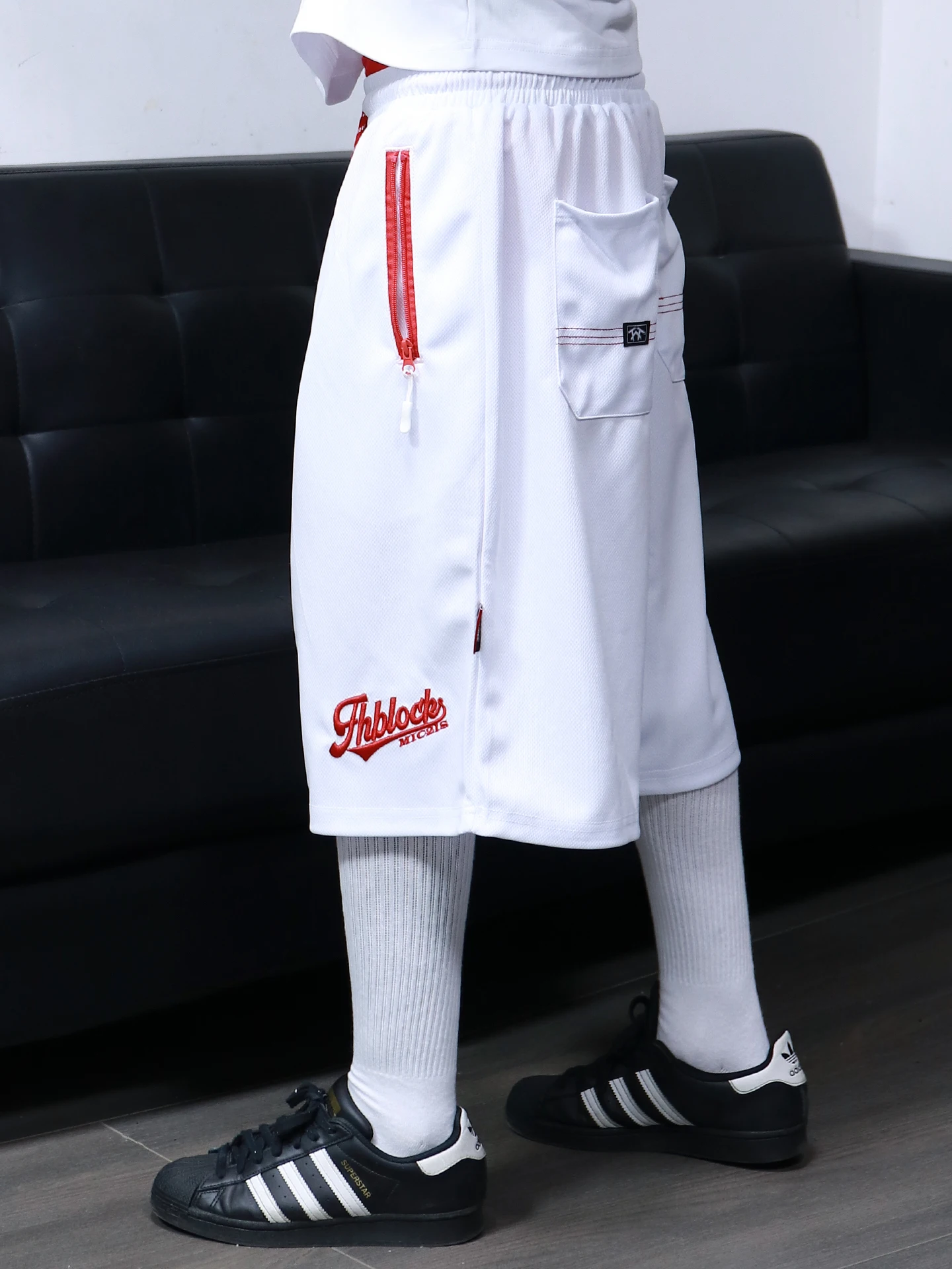 American Style Old School Retro Basketball Shorts Hip Hop Street Dance Embroidery Six Points Knee-Length Shorts for Men