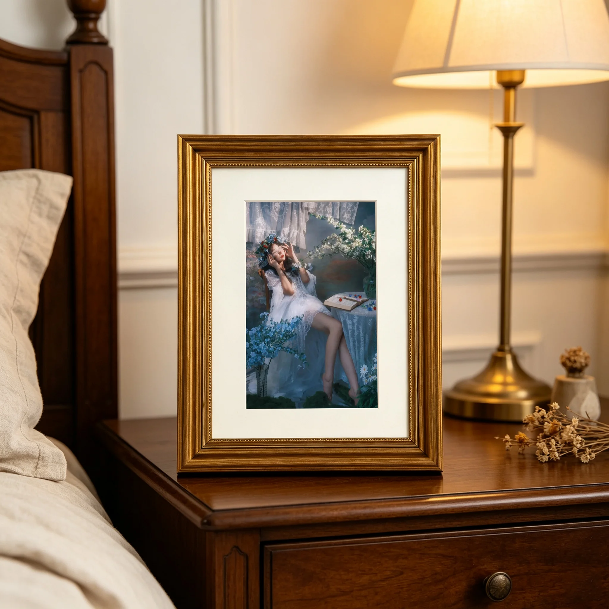 Vintage Photo Frame Decorative Art Print Frames Retro Painting Frame for Home Living Room Bedroom Picture Frame with White Mat