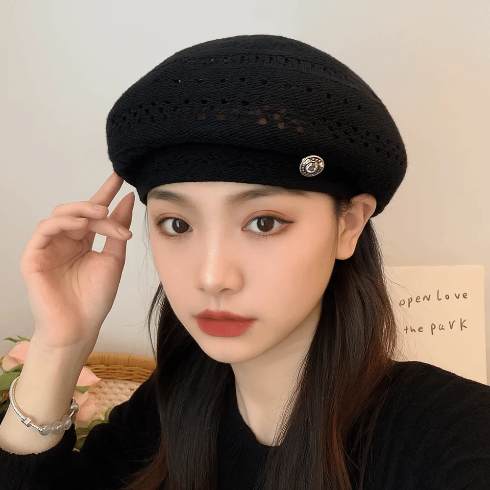 

Japanese Style Hollowed Out Beret Hat Fashionable Vintage Weave Painter Hat Thin Fresh Color Crochet Knitted Cap Women/Girls