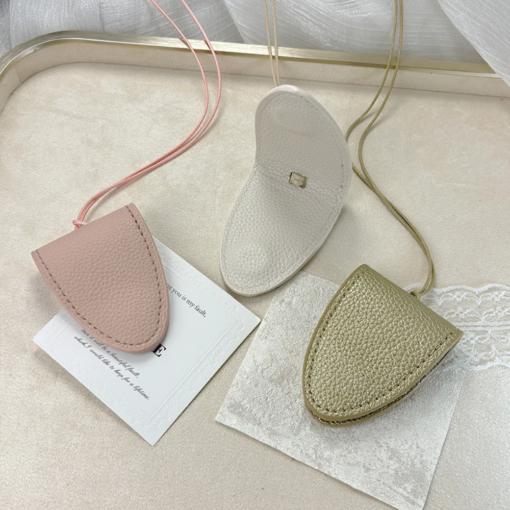 

Women Necklace Solid Color Glasses Clip Pendant Trendy Portable Sunglasses Case Pu Leather Magnetic Neck Hanging Glasses Bag