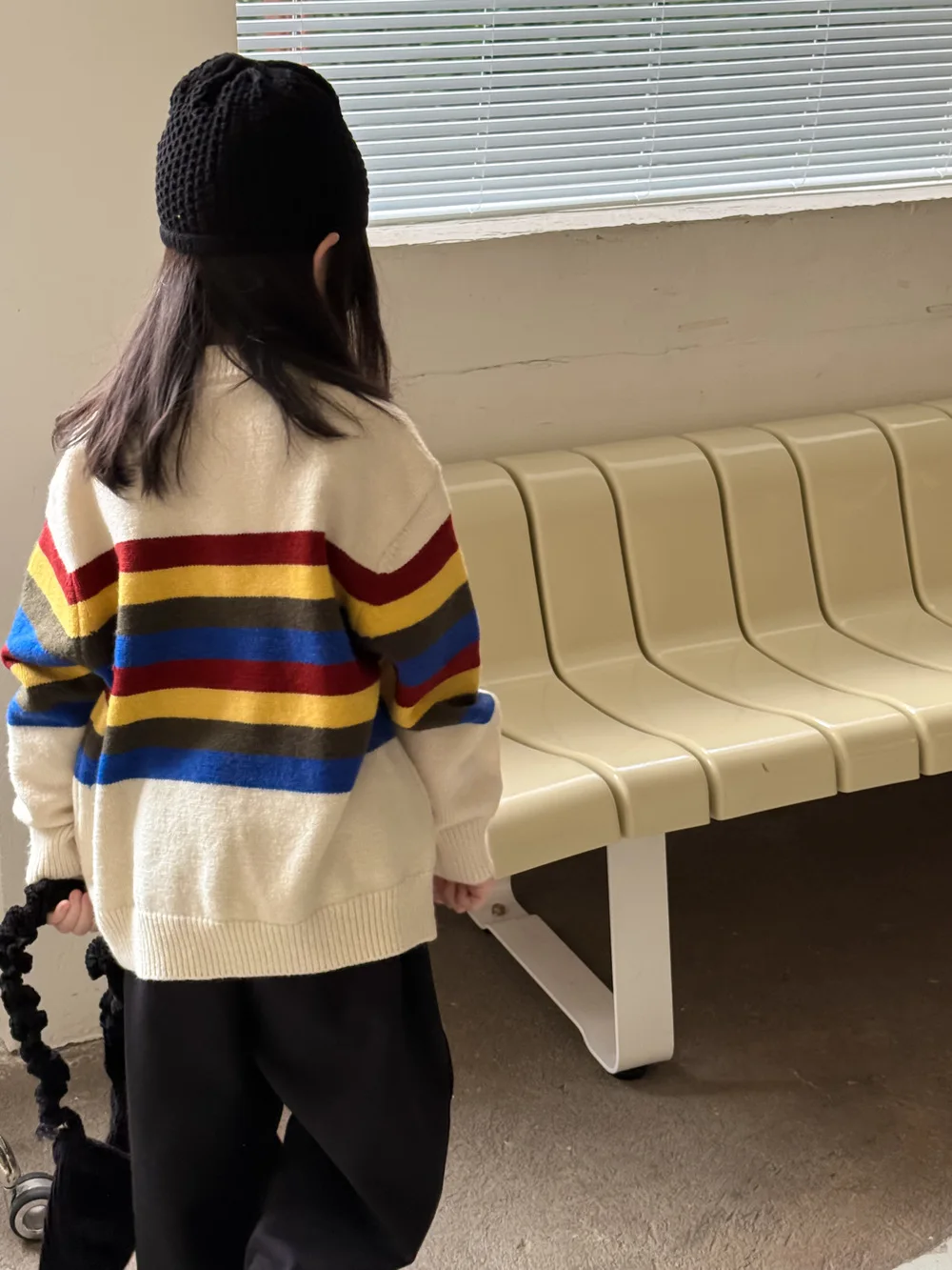 

Childrens Sweater 2025 Autumn Boys and Girls Korean Rainbow Knitted Round Neck Casual Loose Sweater