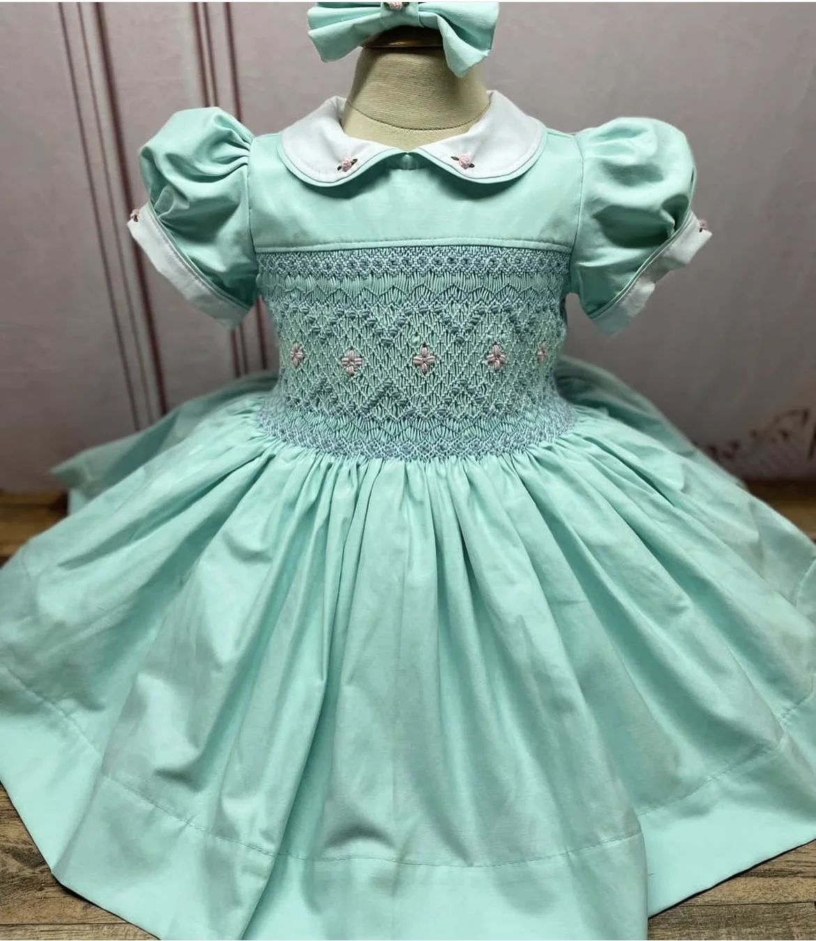 

0-12Y Baby Girl Summer Flower Handmade Smocked Green Dress for Christmas Eid Birthday Party Holiday Photography Casual A216