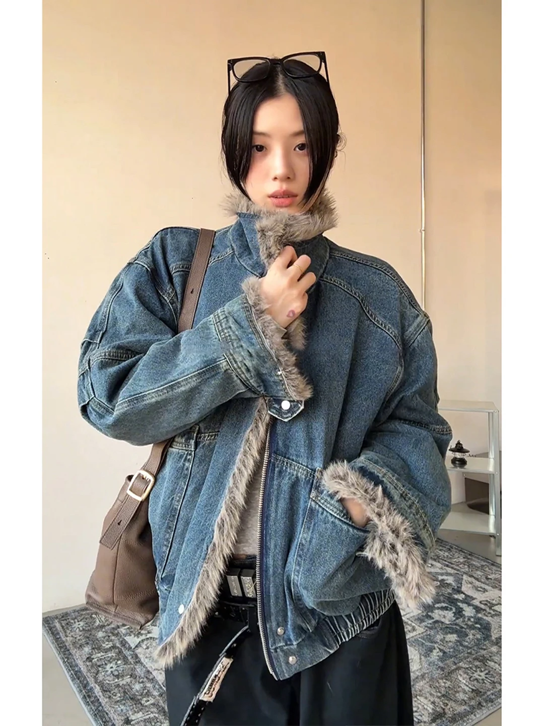 

Мужская утепленная хлопковая куртка с воротником-стойкой, джинсовая, зимняя, теплая, повседневная, из полиэфирного волокна, с длинными рукавами, на молнии