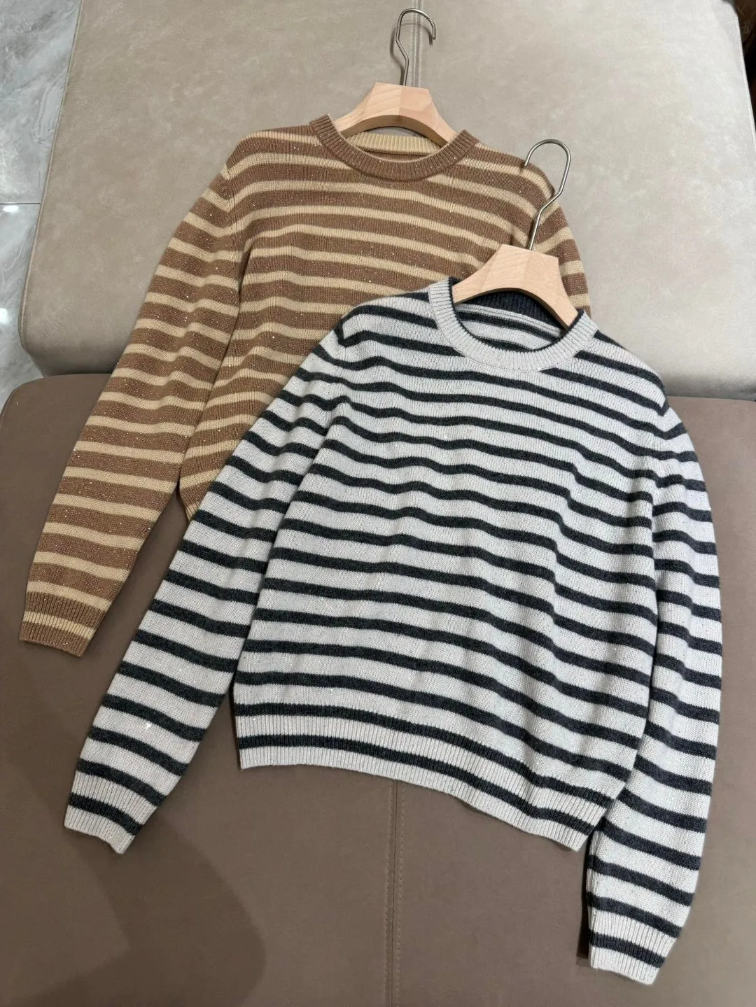 

Autumn sequined round neck striped long sleeved pure cashmere knitted sweater