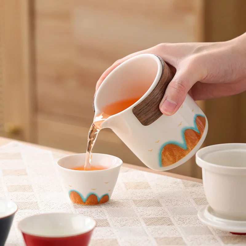 Chinese Style Ceramic Travel Tea Set Portable Kung Fu Teapot with 3 Cups Gift Box