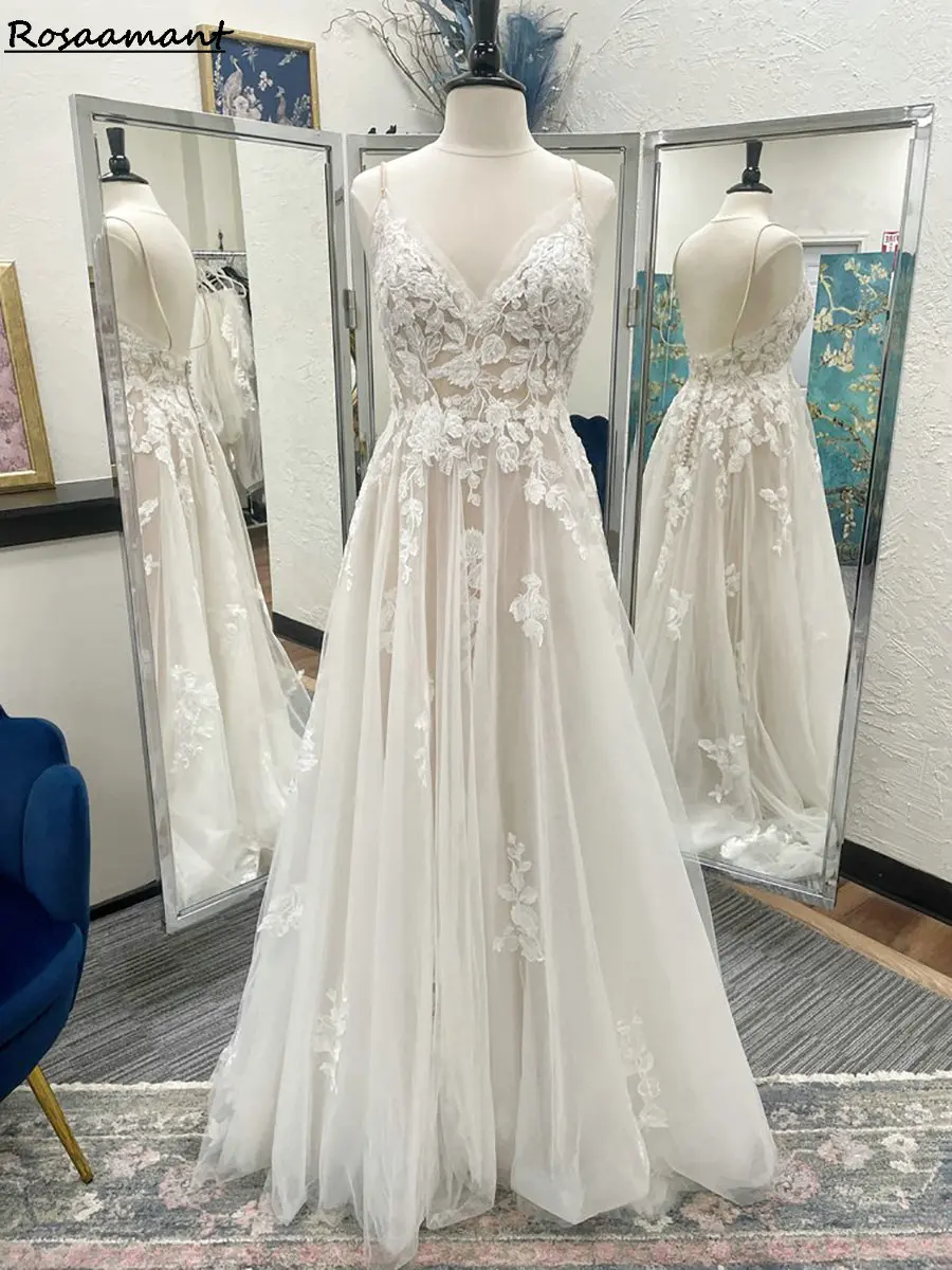 

Simple Illusion Spaghetti Straps A-Line Wedding Dresses Sleeveless Appliques Lace Country Bridal Gowns