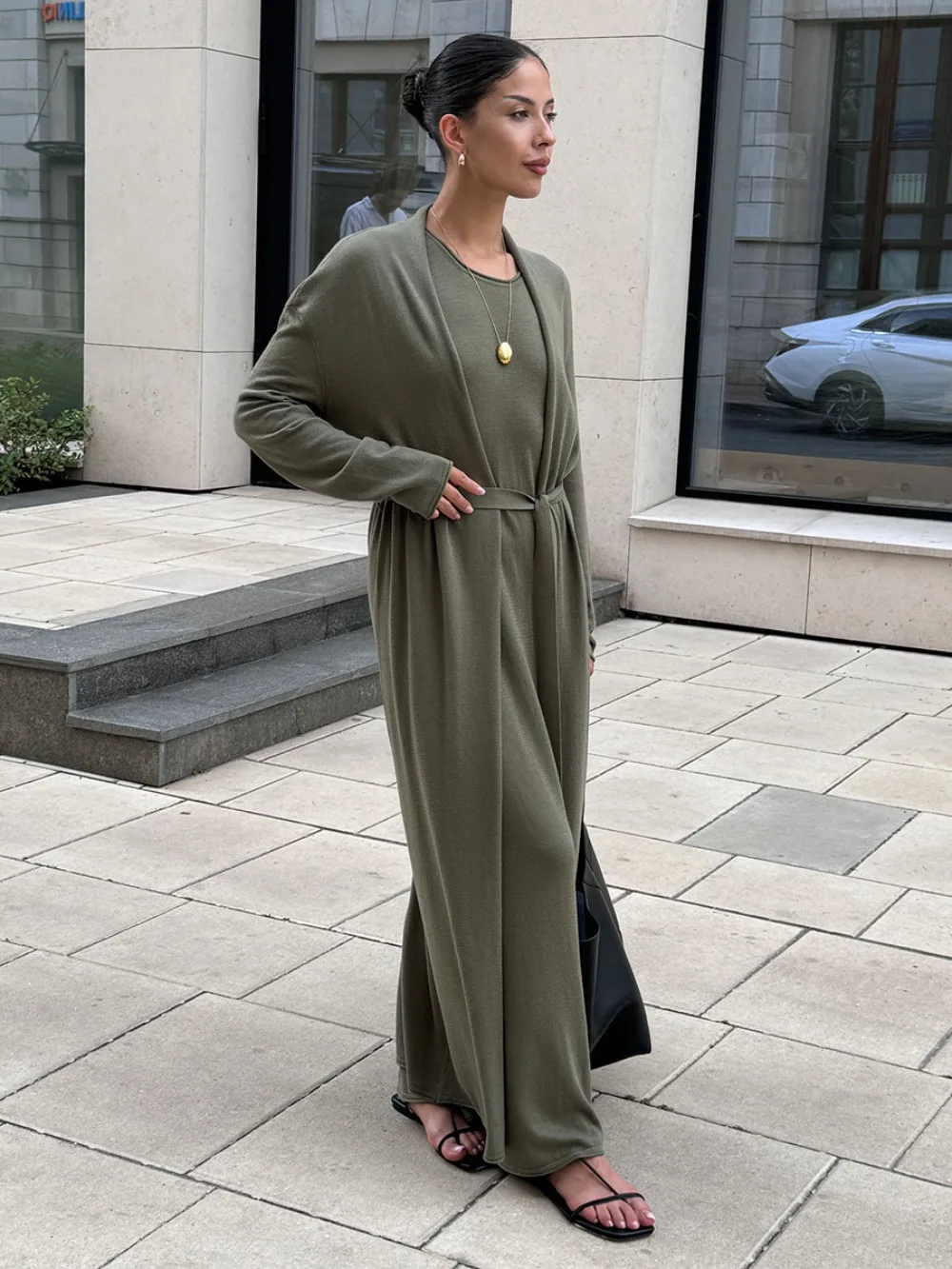 Abito da donna con cinturino cardigan lavorato a maglia di lusso leggero originale primavera e autunno set da donna con scollo a V grembiule dolce ed elastico