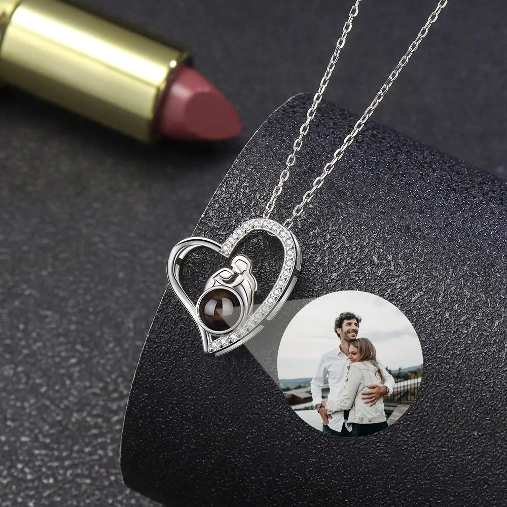 Projection Necklace Heart Pendant Custom Personalized Photo Necklace for Women Mother's Day Jewelry Mom Ladies Memory Gifts