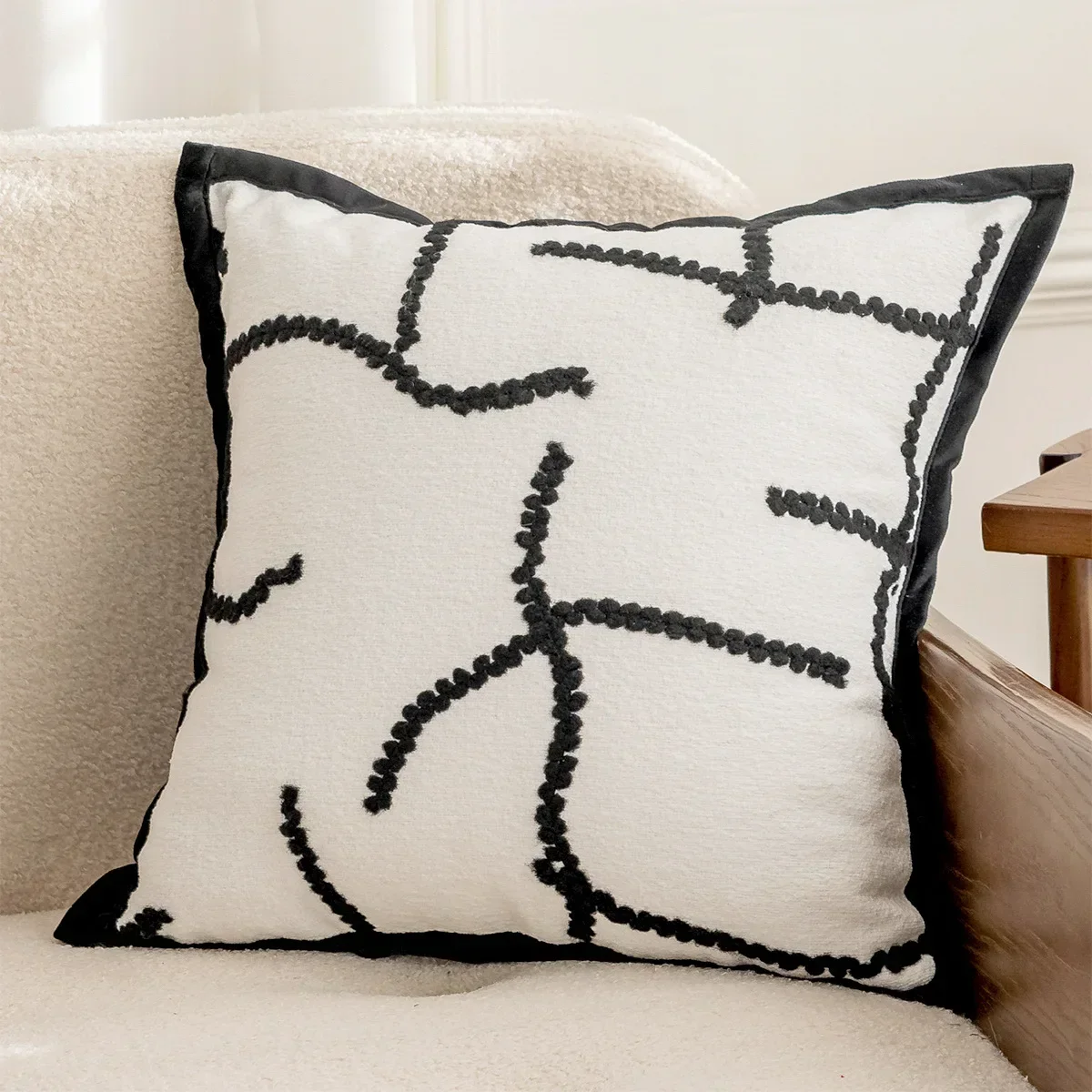 Black White Light Luxury Cushion Cover French Floral Jacquard Embroidery Pillow Covers Decorative Nordic Living Room Pillowcases