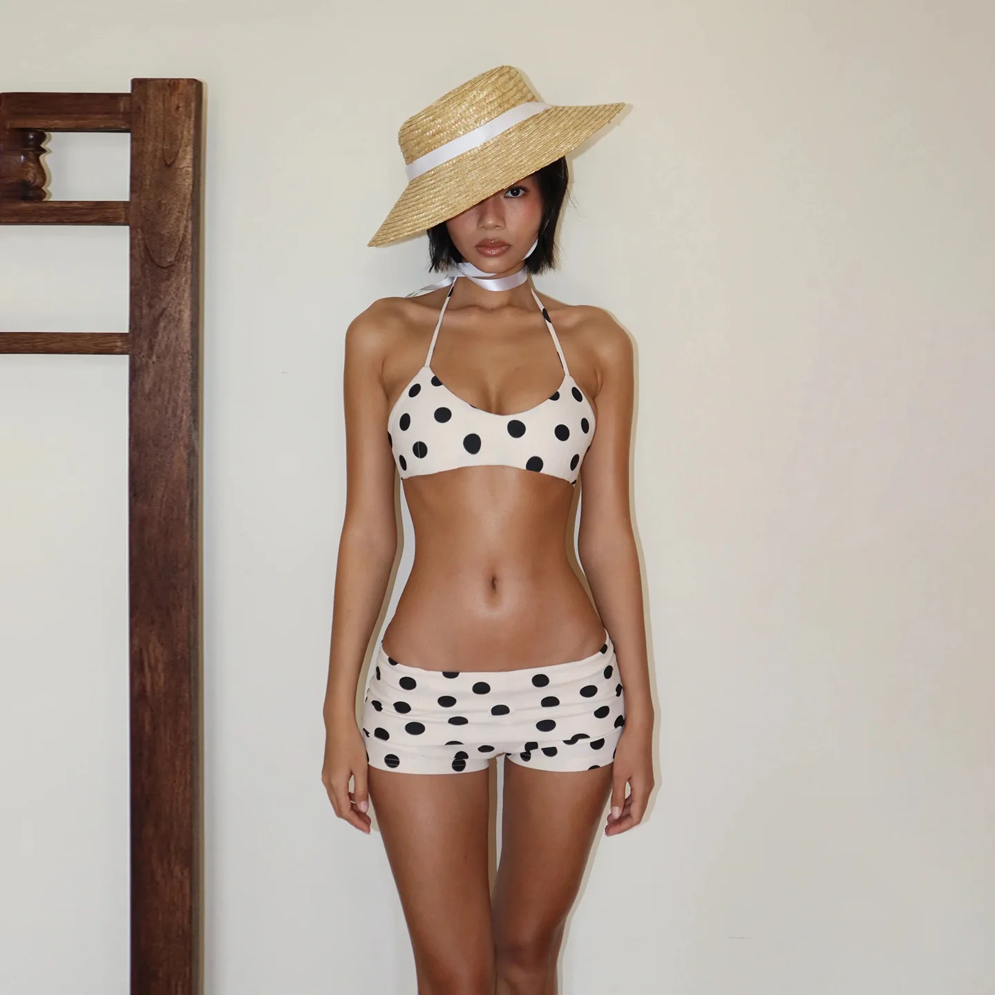 Two-Piece Suits Vintage Beach Vacation Hot Spring Polka Dot Babes Shorts Bikini Set Neck Suspender Solid Color Shorts