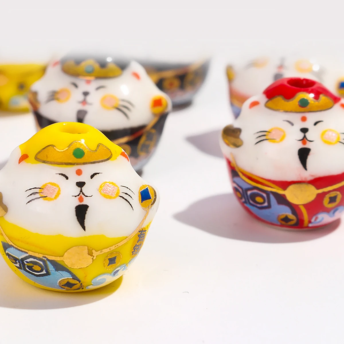 17x18mm Vertical Hole Fashion Cartoon Cute Animal Lucky Cat Porcelain Bead DIY Bracelets Necklace Ceramic Beads Accessories